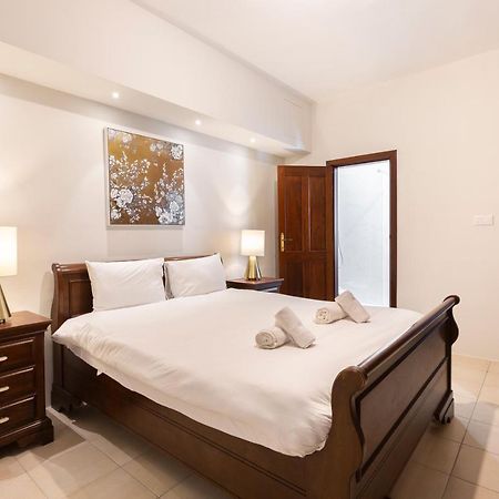Sliema Central Apartment Just Minutes From The Beach By Jl Luaran gambar