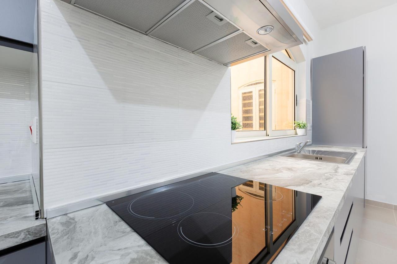 Sliema Central Apartment Just Minutes From The Beach By Jl Luaran gambar