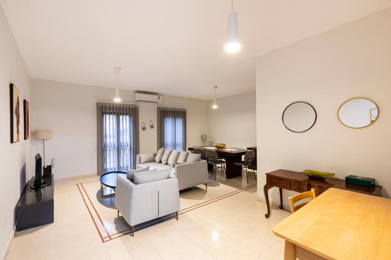 Sliema Central Apartment Just Minutes From The Beach By Jl Luaran gambar